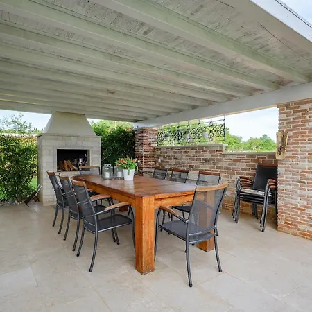 Bincila Labinci Дом отдыха