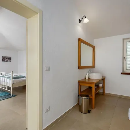 Bincila Labinci بيت للعطل *